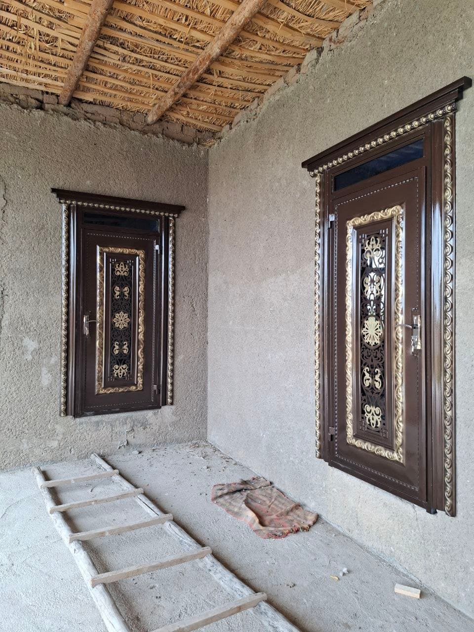 Eshiklar 1