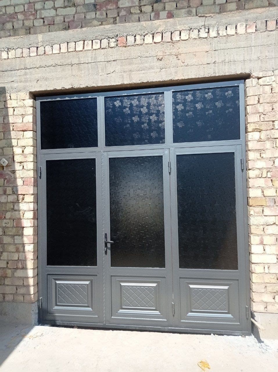 Eshiklar 1